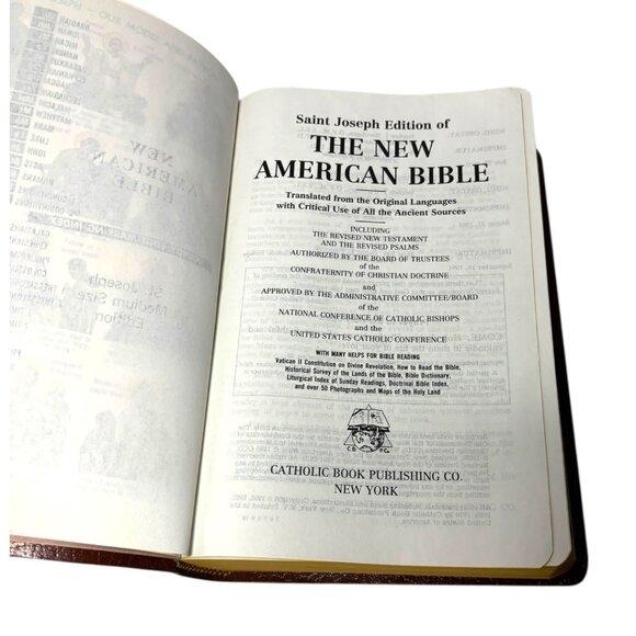 Vintage 1992 Saint Joseph Edition of the New American Bible Brown Soft Cover - Picture 7 of 14